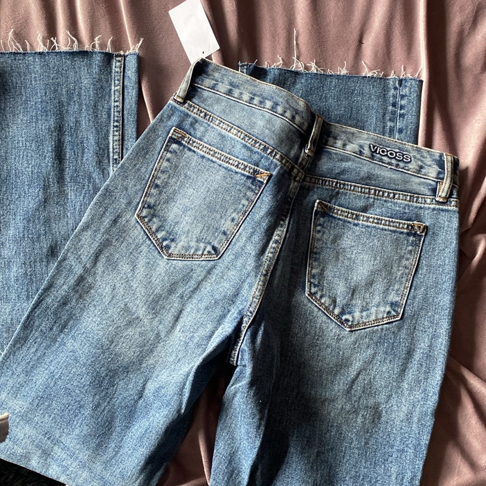 Vigoss Straight Leg Jeans - Picture 4 of 4